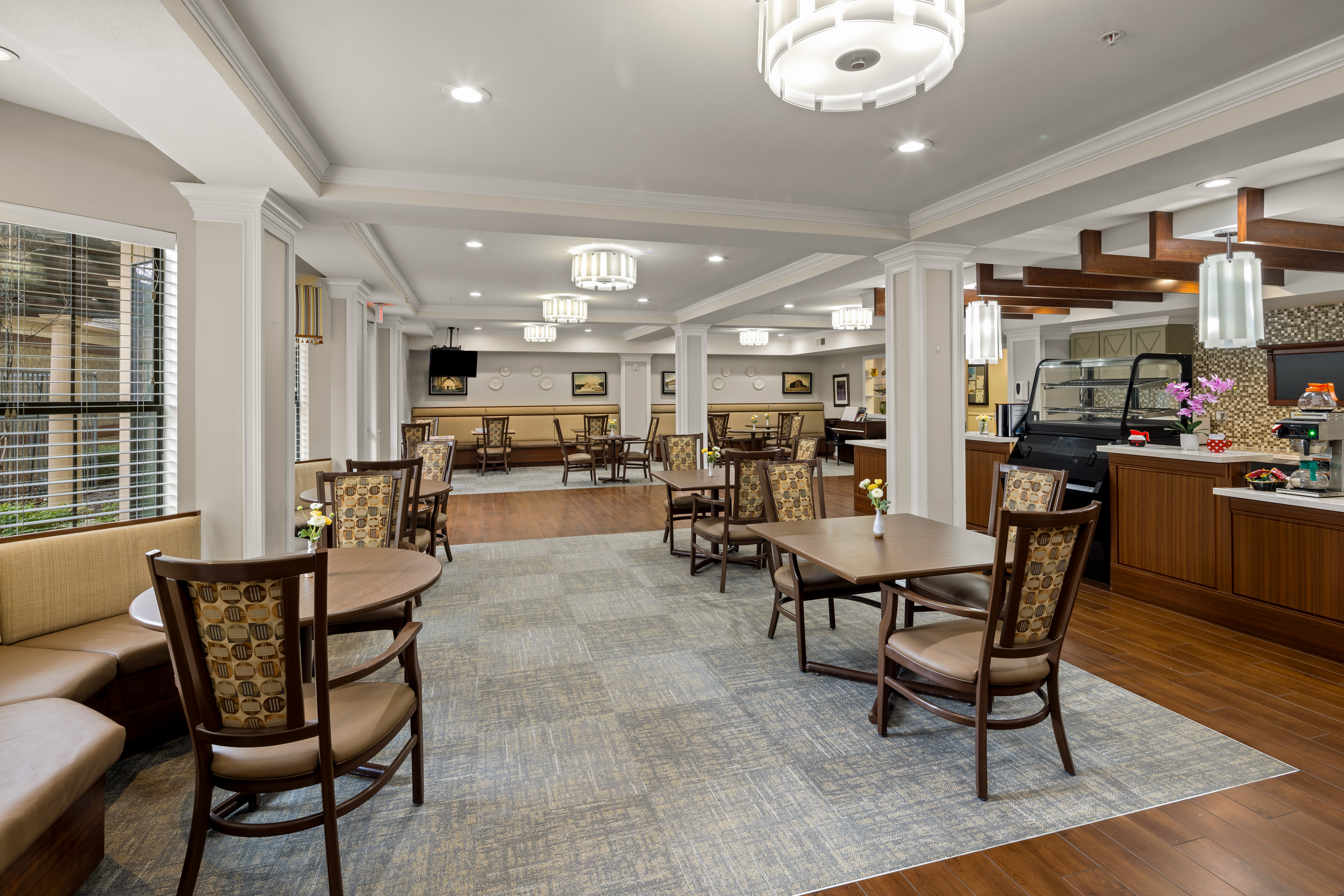 Discovery Village Castle Hills Independent Living_47